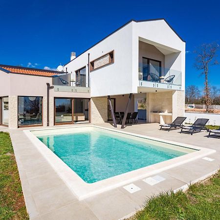 Villa Ogradina Near Pula With Sea View For 5 Persons Only 3 Km From The Beach Krnica Exteriör bild