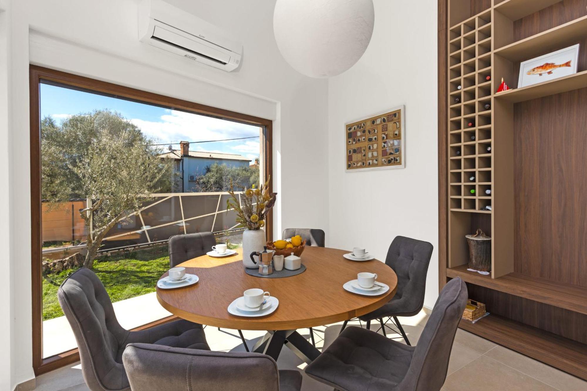 Villa Ogradina Near Pula With Sea View For 5 Persons Only 3 Km From The Beach Krnica Exteriör bild